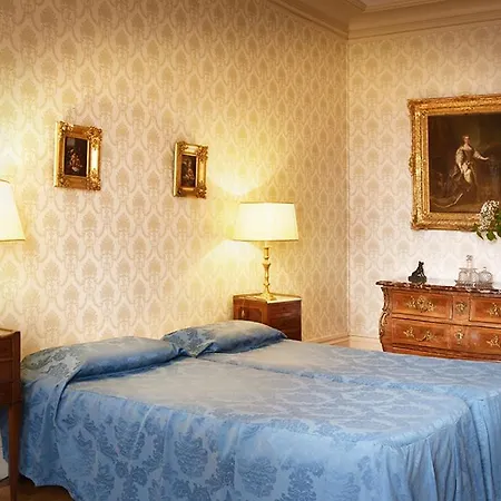 Chateau De Bed and breakfast