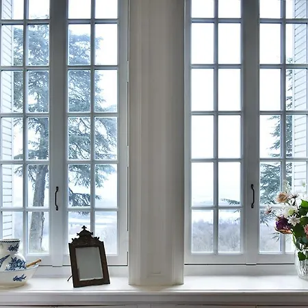 לינה וארוחת בוקר Chateau De