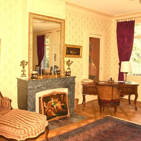 Chateau De לינה וארוחת בוקר Varambon