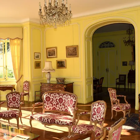 Chateau De לינה וארוחת בוקר 4*