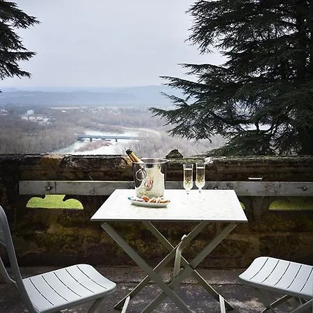 Couette-café Chateau De