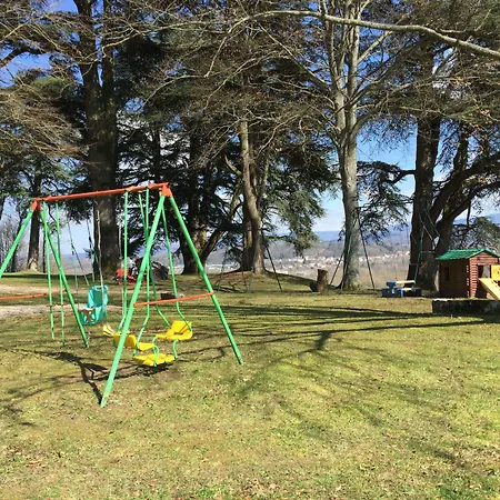 瓦拉伯恩城堡住宿加早餐旅馆 4* Varambon