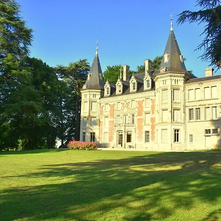 Couette-café Chateau De 3*