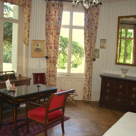 Couette-café Chateau De